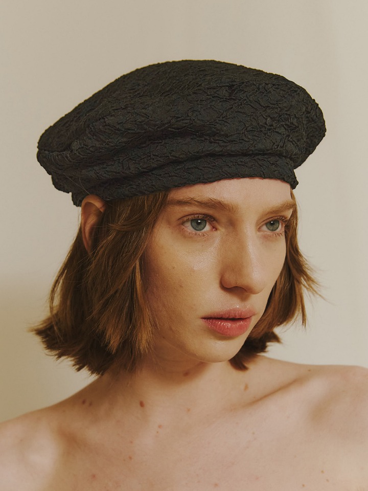 [The shelter] Crinkle beret in black