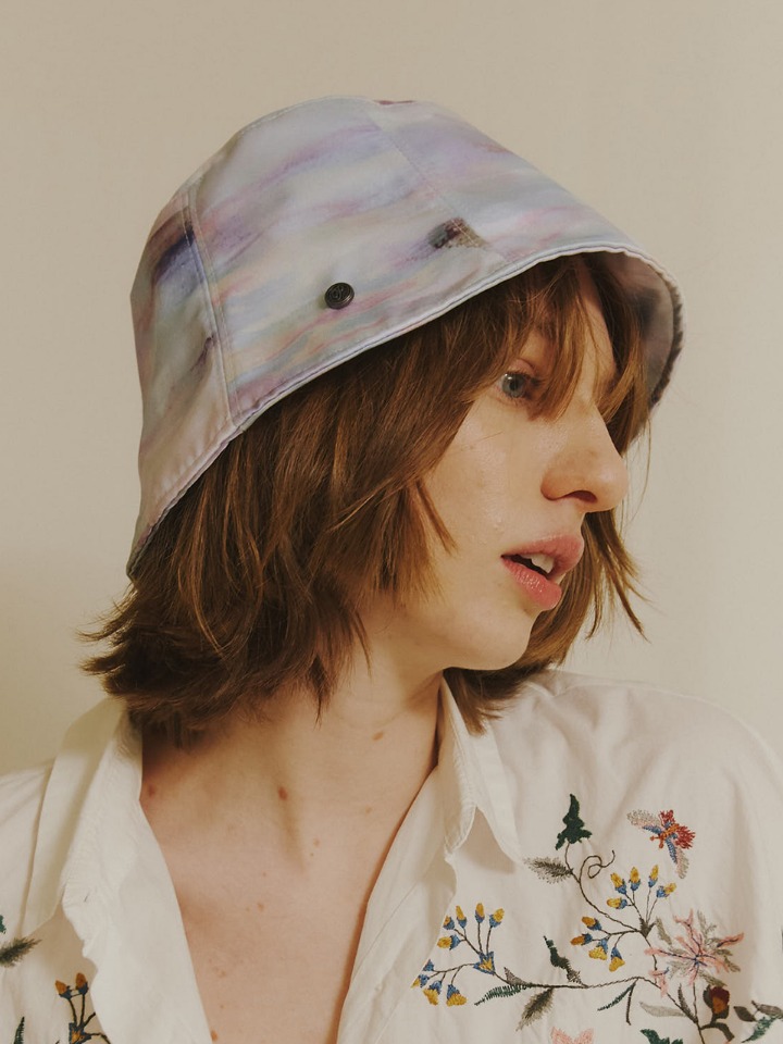 [The shelter] Marble satin bucket hat