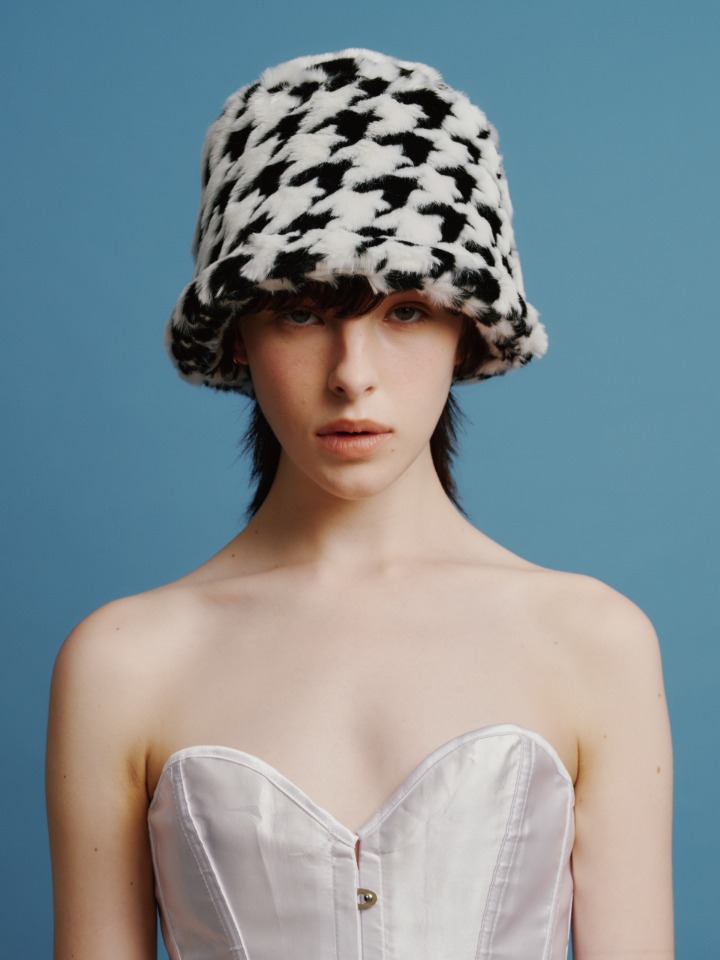 [Life PORTRAIT] FUR MEATEL HAT IN HOUNDSTOOTH CHECK